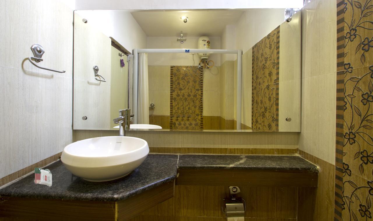 Oyo 984 Hotel Gn International Lalaguda Ngoại thất bức ảnh