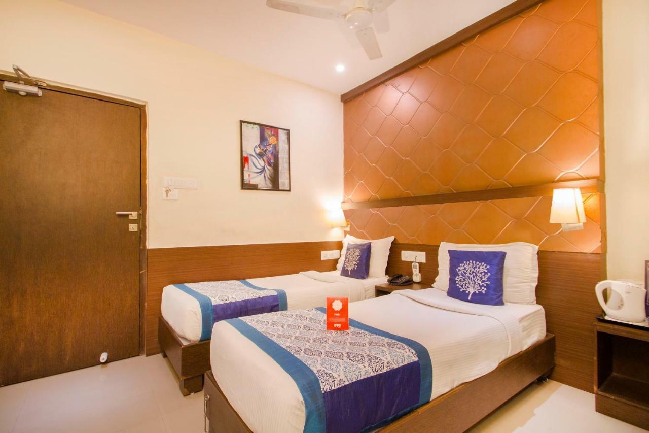 Oyo 984 Hotel Gn International Lalaguda Ngoại thất bức ảnh